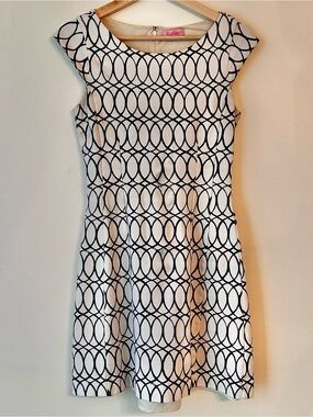 Lilly Pulitzer White/Navy Stretchy Fit & Flare